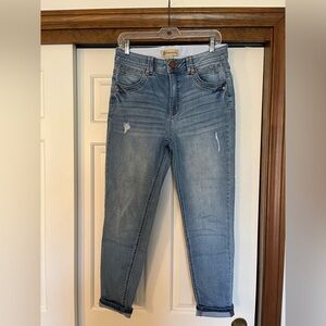 Women’s size 8 Democracy jeans with tummy control support.